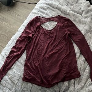 Size 6 Lululemon open back long sleeve maroon